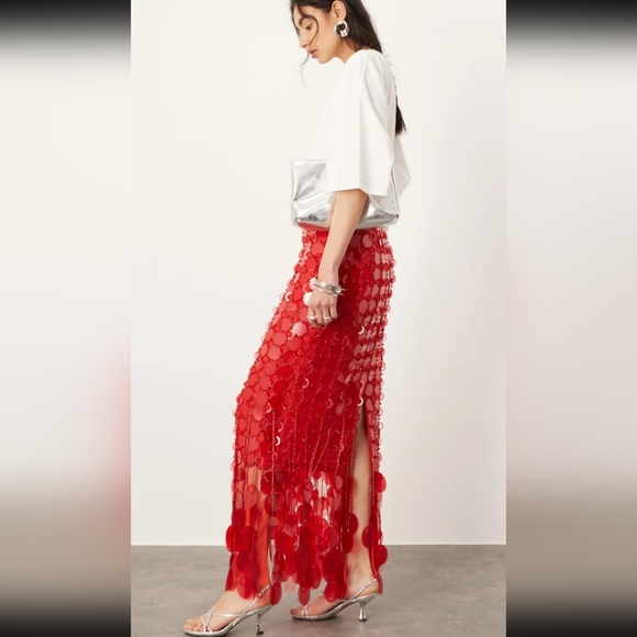 ASOS EDITION ♥️ Futurist sequin embellished fringe hem maxi skirt in red - Picture 2 of 6
